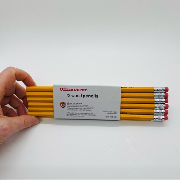 NWT Office Depot® Brand Wood Pencils, #2 Lead, Medium, Pack of 12 - Picture 4 of 8